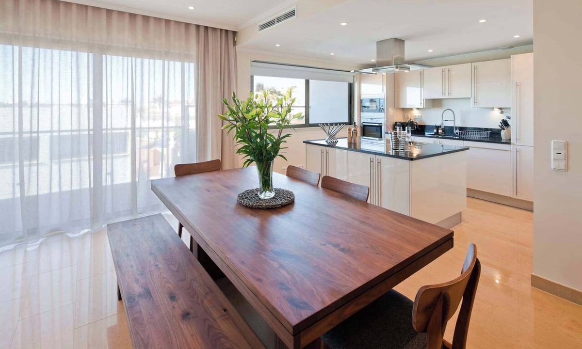 Ferragudo Apartment | Premier nº 36 - Modern Two Bedroom Apartment with Extra Large Balcony