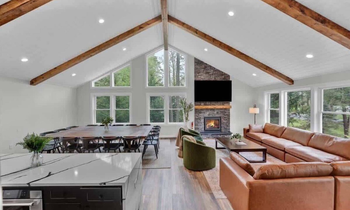 Blakeslee House | Private Pool Chalet | HotTub | Firepit | Game Room