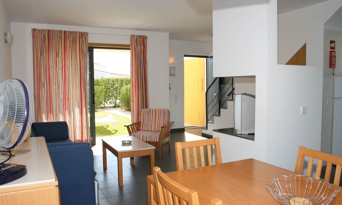 Alporchinhos Apartment | Quinta das Figueirinhas & Quintinha Village