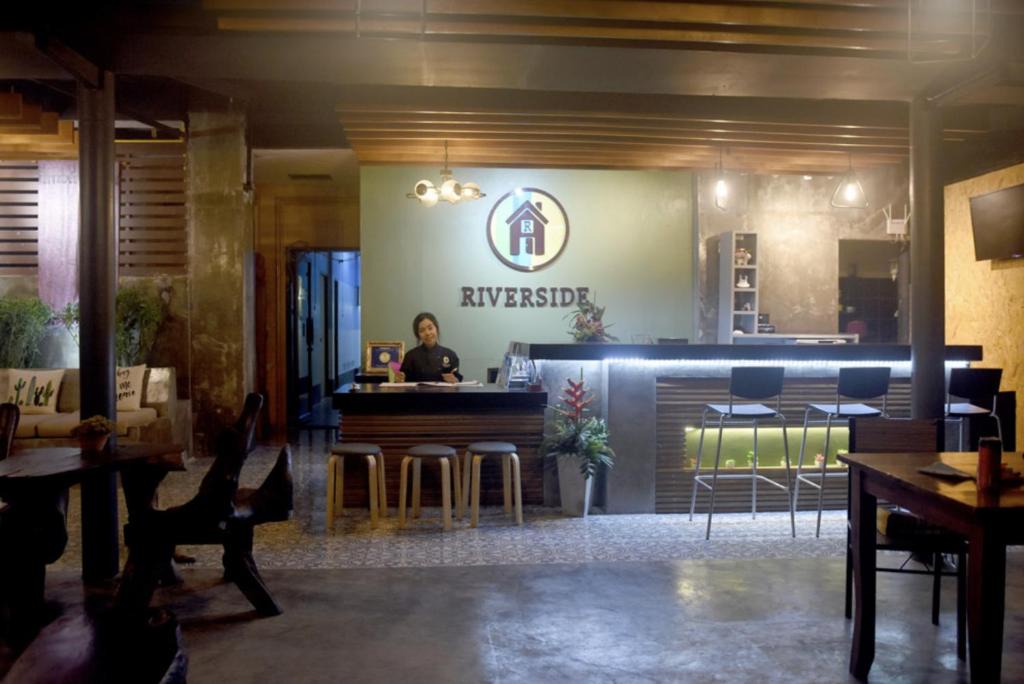 Khuekkhak House | Riverside Guesthouse