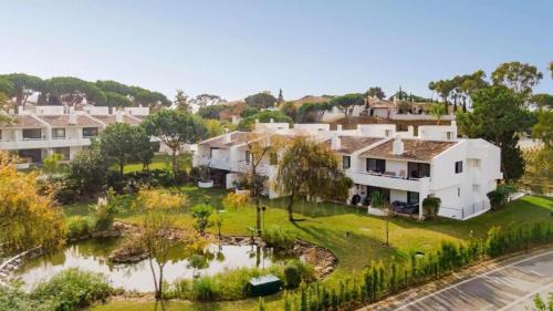 Quinta do Lago Apartment | Scarlet's Place - 1 bed Victory Village Quinta Do Lago - beach, nature, lakes