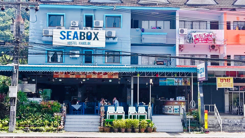 Khuekkhak Hotel | Seabox Khaolak Hostel