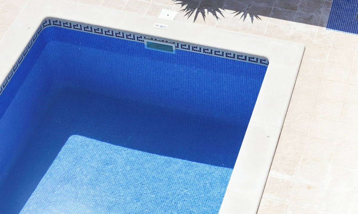 Correeira Villa | Silver Globe