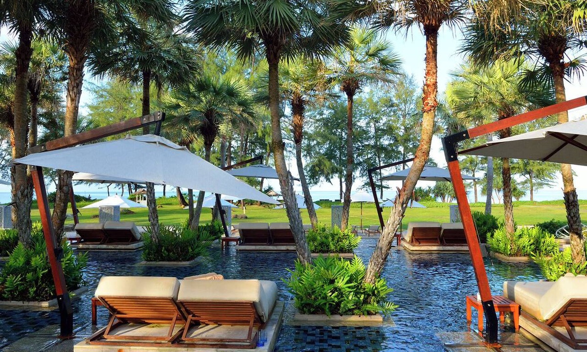 Ban Na Faek Boat Rental | Sun-Kissed Sailing Adventure in Phuket