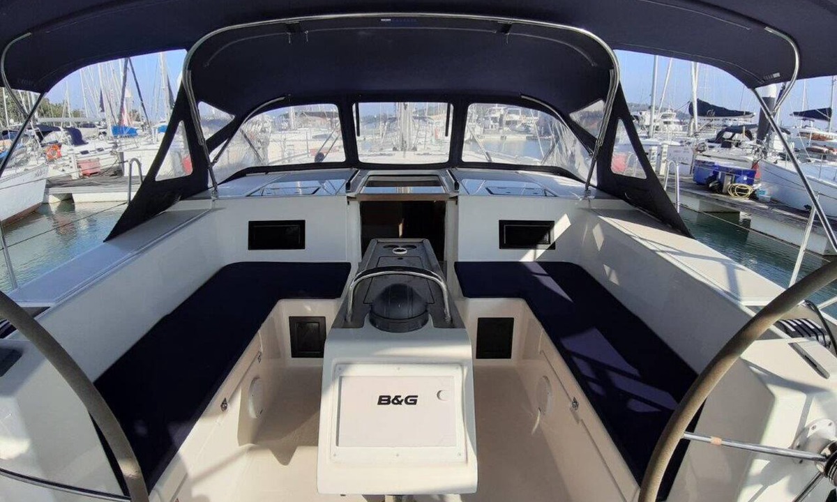 Ban Na Faek Boat Rental | Sun-Kissed Sailing Adventure in Phuket