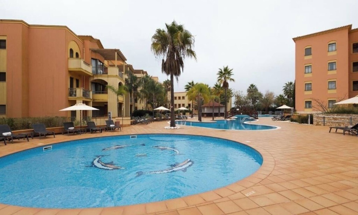 Vilamoura Hotel | Sunny 3 Bedroom Haven w/Pool Access, Spacious Living & Marina Adventures