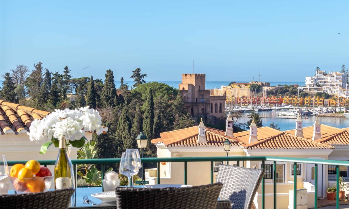 Ferragudo Condo | Townhouse nº30 with fantastic sea views