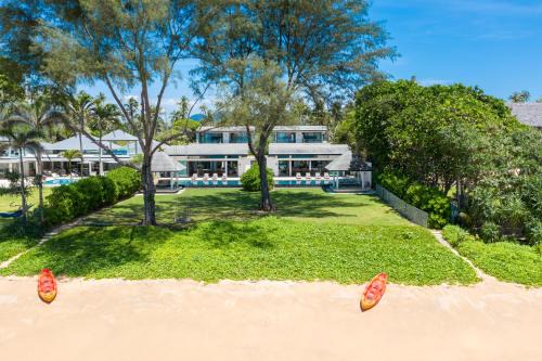 Khok Kloi Villa | Twin Villas Natai - North & South Villa - Luxury Beach Front Villa - 8 Br Full Service