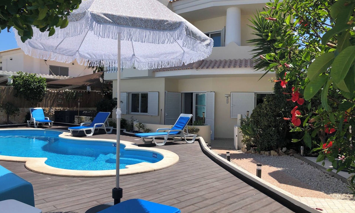 Montechoro Villa | Vila Luisa Anabela 6/8 Personnes Piscine et Jacuzzi