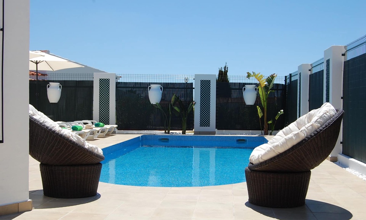 Areias de Sao Joao Villa | Villa 2 on fantastic location on Oura beach, Albufeira