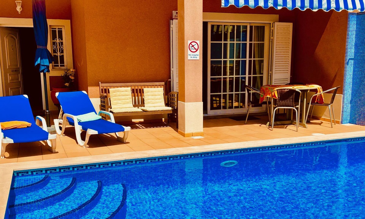Porto de Mos Villa | Villa '50 SOLEILS '+ Private Pool, 4BR - 3BA sleeps 7 WiFi-TV Porto do Mòs beach
