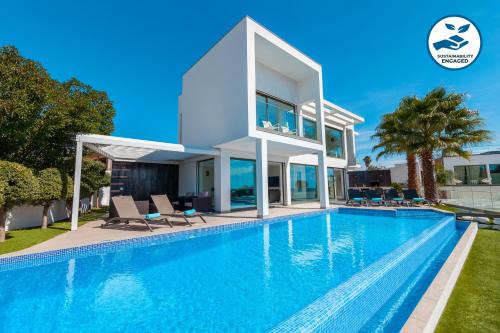 Armacao de Pera House | Villa Catalina - Piscina aquecível e BBQ em Armação de Pêra
