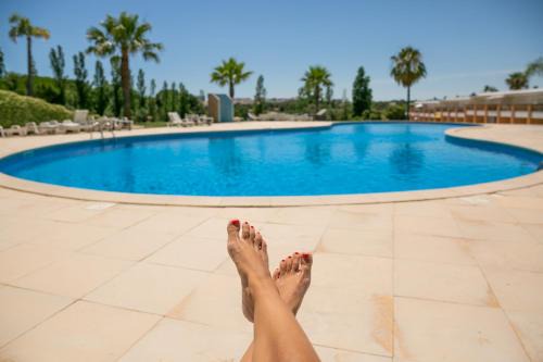 Mosqueira Apartment | Villa facing the pool by Algarve Dream Holiday