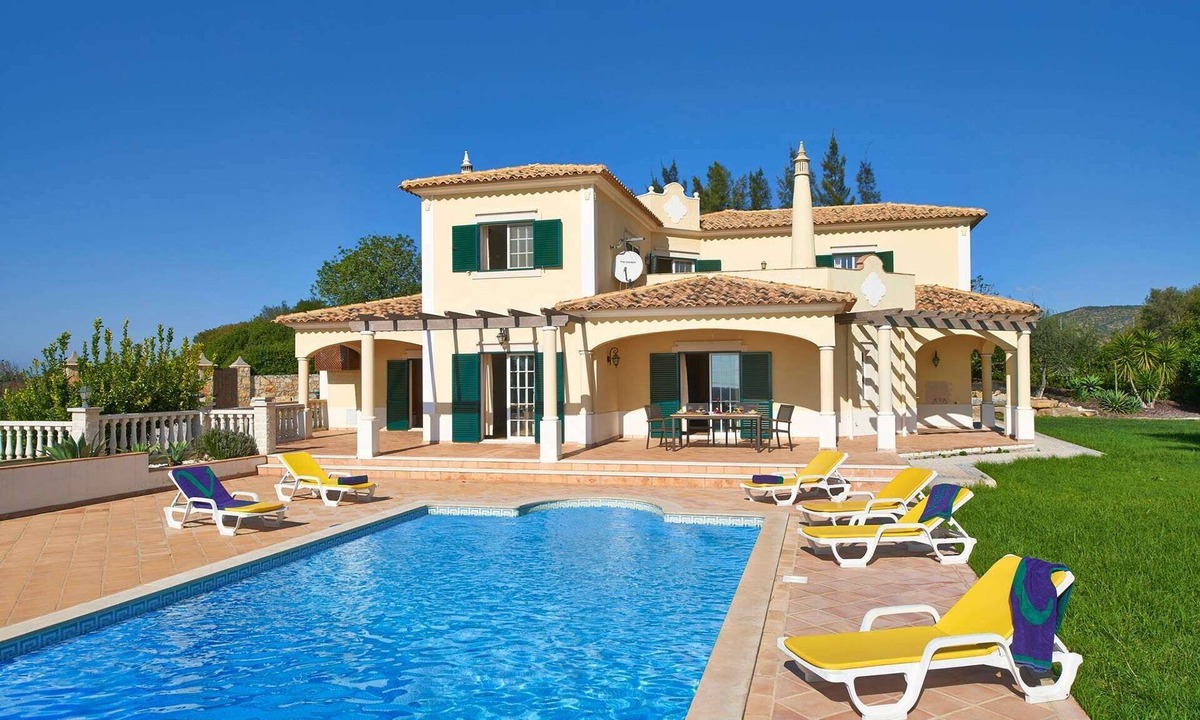 Ariolos Villa | Villa Gomes - Three Bedroom Villa, Sleeps 6