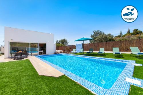 Estevais House | Villa Harmony - com piscina, BBQ e mesa ping-pong - Alcantarilha