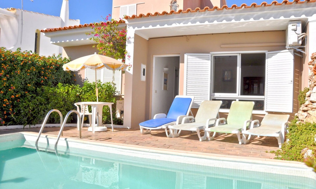 Quarteira Villa | Villa in Vilamoura with Pool & Near Golf Courses