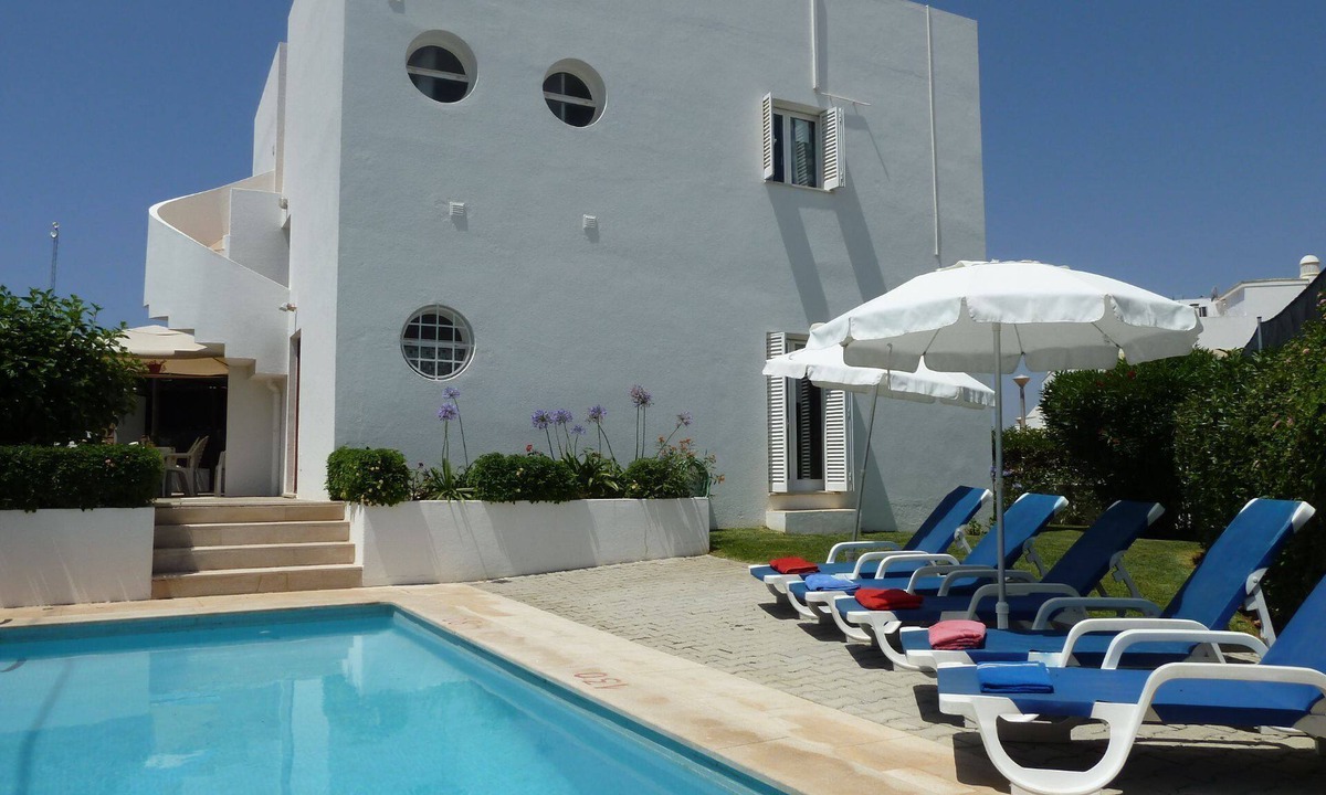 Vale de Carro Villa | Villa Jose, Quality, A/C, 4 Bedroom Villa, Private Pool, Nr. Beach & Everything! For 8-10 persons.