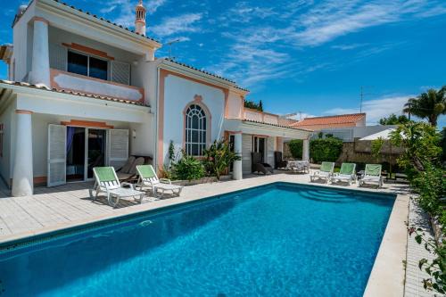 Correeira House | Villa Lageado by IntiHolidays