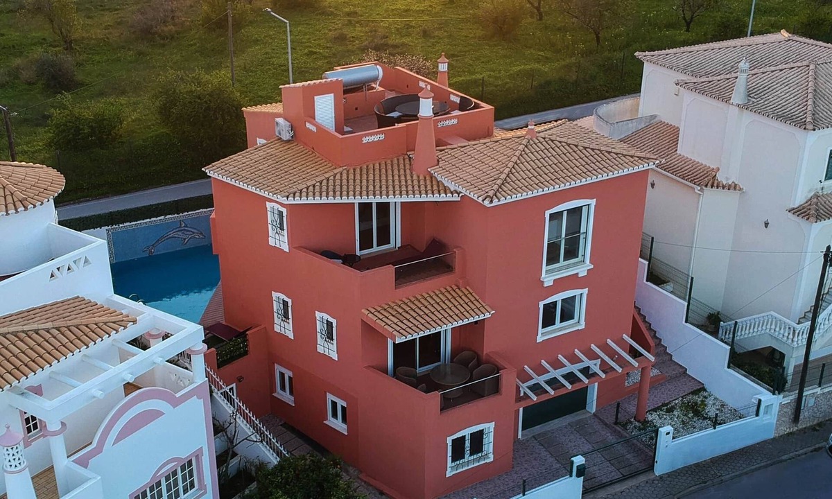 Montes de Alvor House | Villa Mimosa - Air con - Private Pool - Games Room