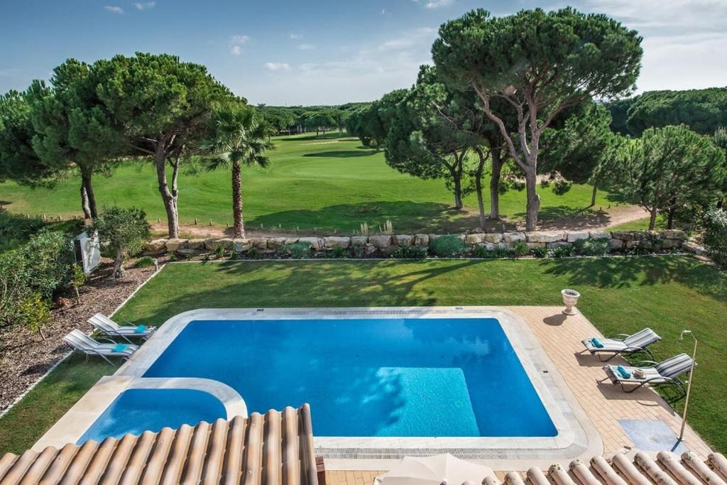 Quarteira Hotel | Villa Palm Golfe, fantastic house on Vila Sol course, kids pool, aircon
