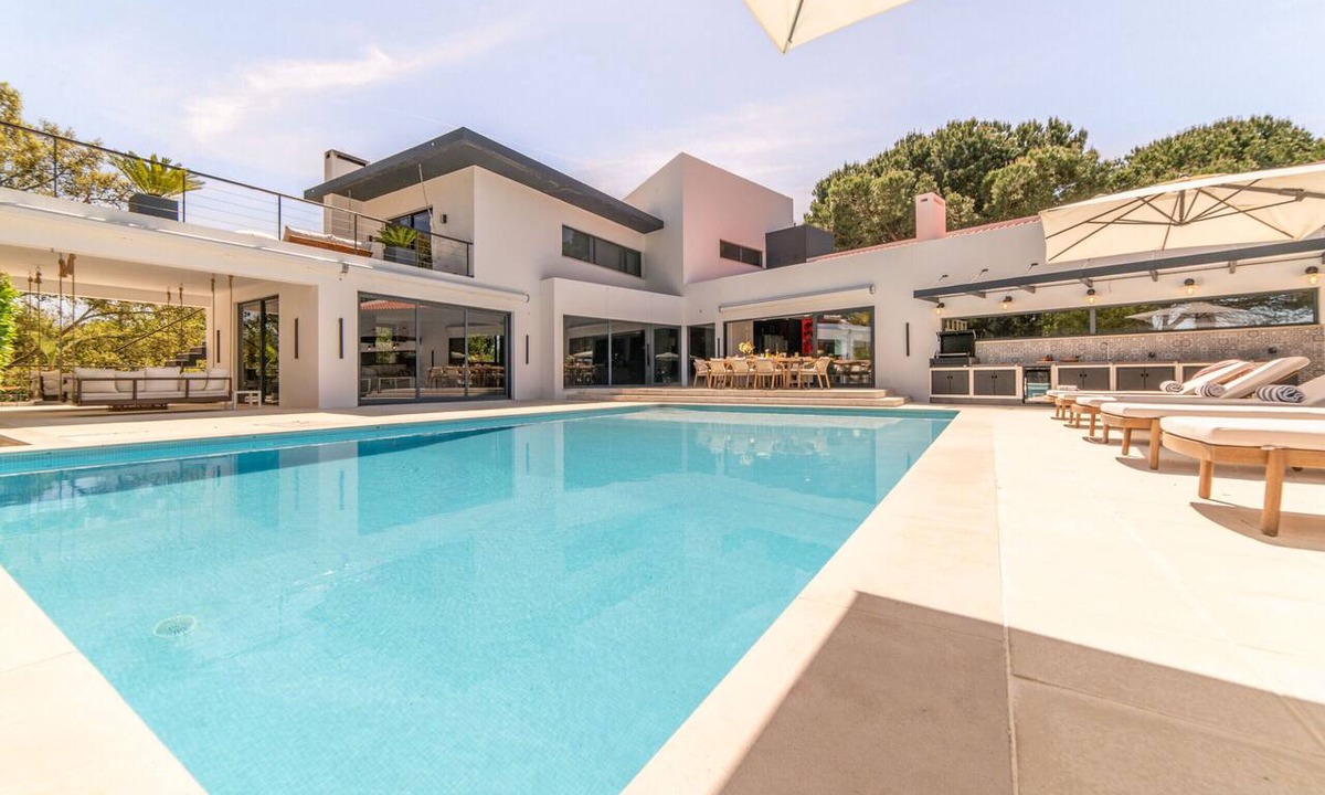 Quinta Do Conde Villa | Villa Solare - Holiday villa for 12 with pool & barbecue in golf resort near Lisbon