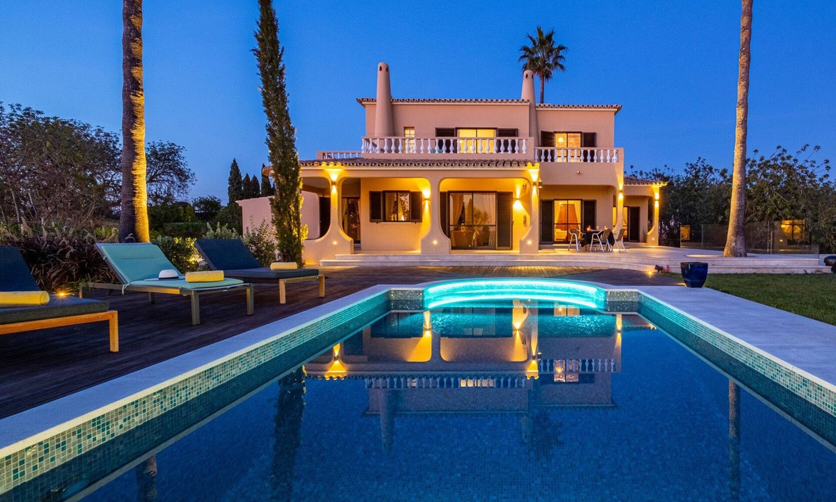 Vale de Parra Villa | Villa with private pool and BBQ in Galé