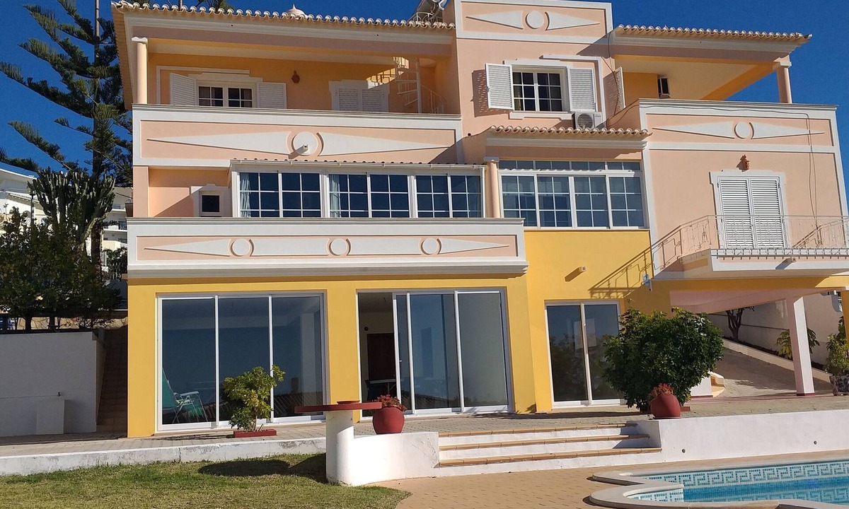 Albufeira Villa | Villa with private pool, terrace and sea views