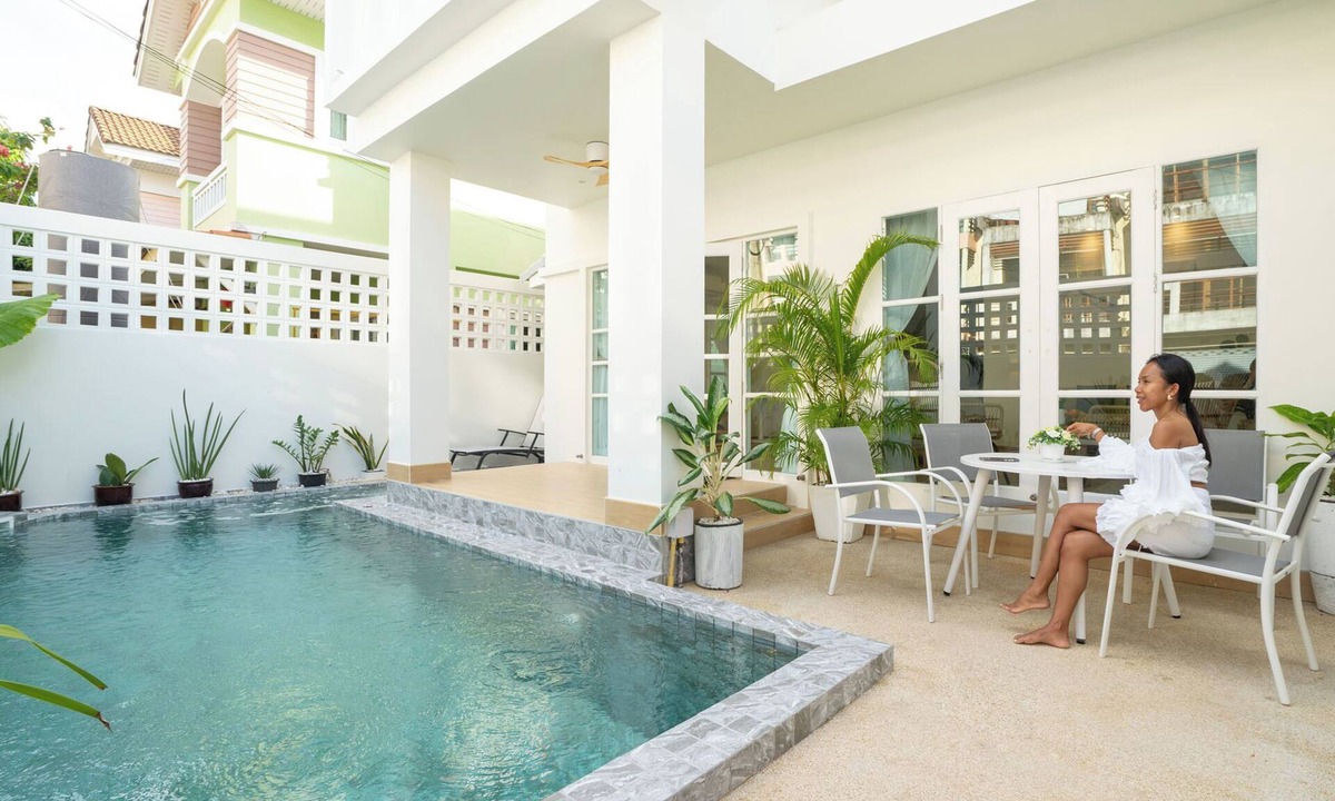 Patong Villa | Wink villa 154 Patong Phuket close to the beach sleep 10