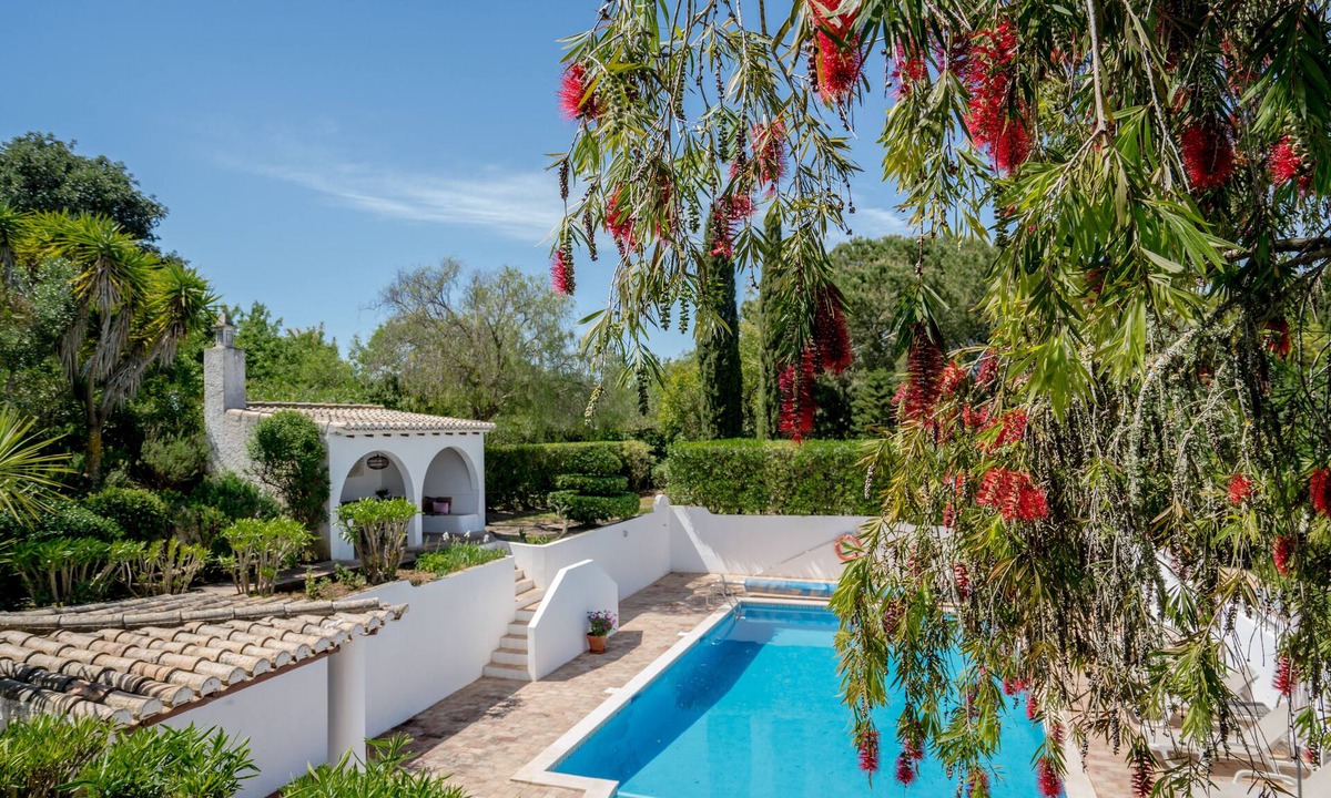 Portimao Villa | Wonderful Villa With Huge Swimming Pool near Lagos and Portimao.
