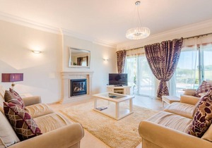 300 m² Villa ∙ 4 bedrooms ∙ 8 guests
