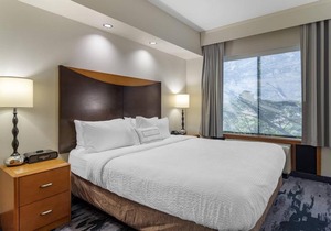 Fairfield Inn & Suites Commerce in Commerce
