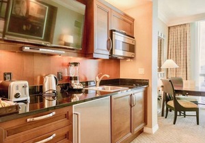 No Resort Fee | Balcony Strip Views, Pools & Parking in Las Vegas