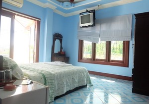Room 5, perfect for couples for a cozy getaway.