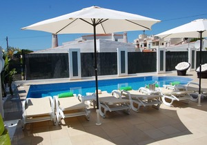 Villa 2 on fantastic location on Oura beach, Albufeira