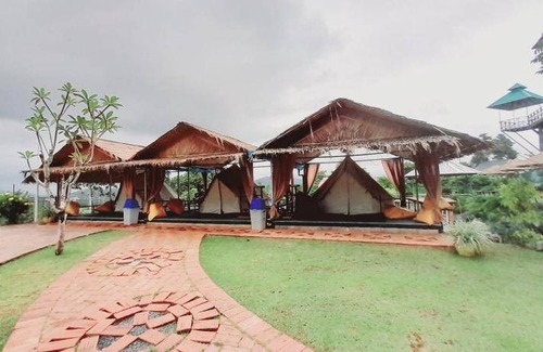 Takua Pa Ski Chalet | 36 m² Chalet ∙ 4 guests
