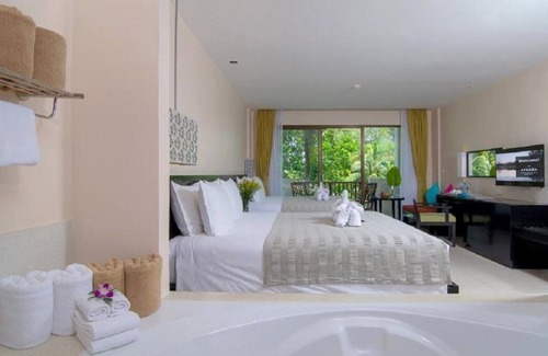 Khao Lak Resort | Family Deluxe Resort Stay AR#9