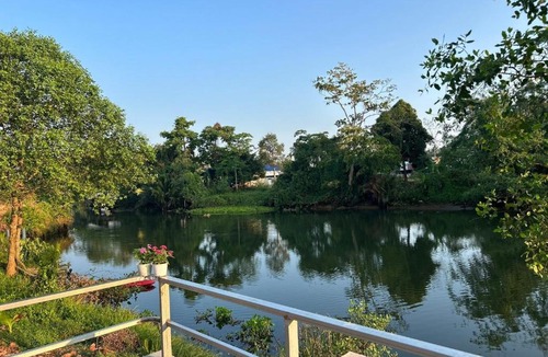 Chumphon Resort | บ้านวาดีวิลล่า - Baan Vadee Villa