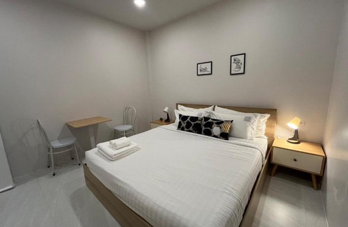 Talat Yai Villa | อาโป๋เฮ้าส์34 ทาวน์โฮมสไตล์มินิมอล ใจกลางเมืองภูเก็ต