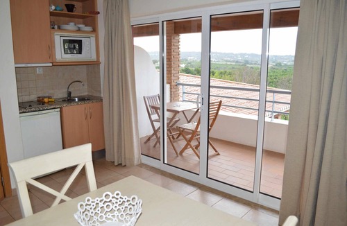 Silves Hotel | 1-Bedroom apartment – Garden view (2 Adults + 2)
