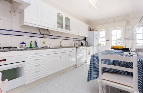 Albardeira Apartment | 100 m² Apartment ∙ 2 bedrooms ∙ 5 guests