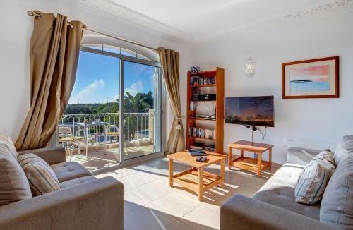 Caramujeira Apartment | 11 marinha - Two Bedroom Apt at Praia do Marinha