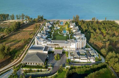 Takua Pa Hotel | 124 m² Hotel ∙ 5 guests