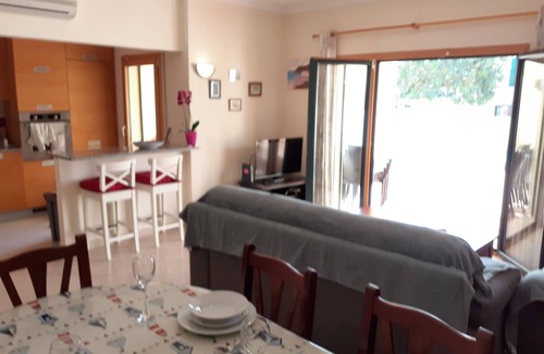 Burgau Villa | 2 bedroom holiday Villa on 4* Domus Iberica complex.