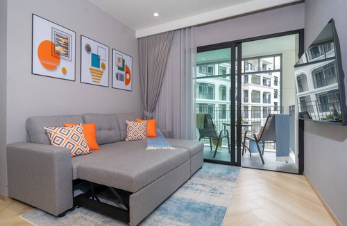 Cherngtalay Apartment | 2 Bedroom Title Legendary apartments in Tambon Choeng Thale