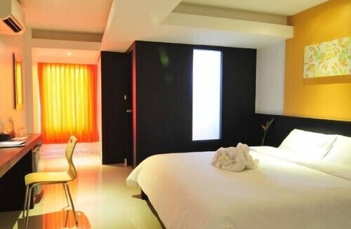 Khlang Hotel | @24 Boutique Hotel