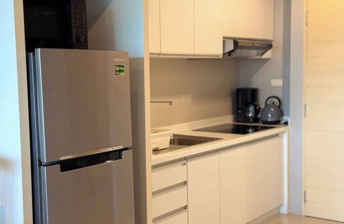 Karon Condo | 2BR Apartment Pool Gym 1km to Karon Beach