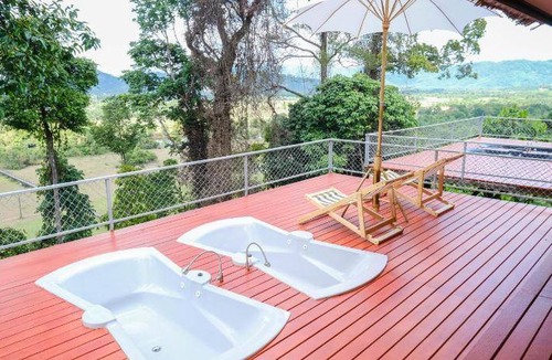 Takua Pa Ski Chalet | 36 m² Chalet ∙ 4 guests