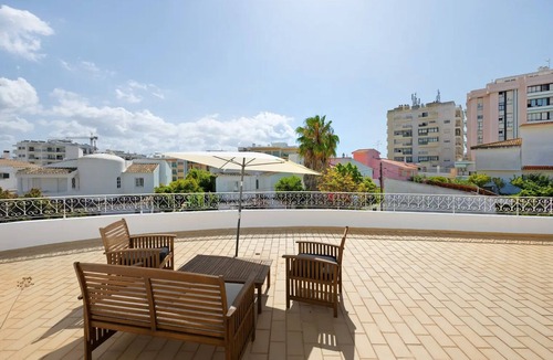 Portimao Villa | 5 bedroom villa in portimã£o