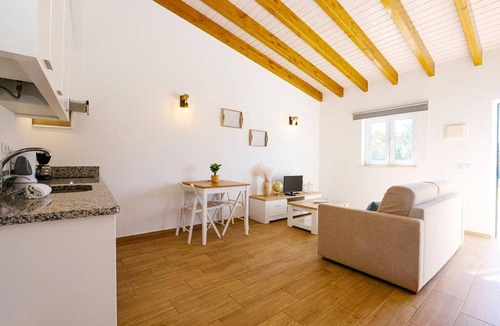 Alfarrobeira Apartment | 50 m² Apartment ∙ 1 bedroom ∙ 2 guests