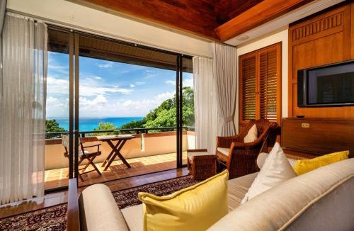 Kata Villa | 5BR Sea View Pool Villa - 3-Min Walk to Kata Beach - Villa Apsara by Warm Plus